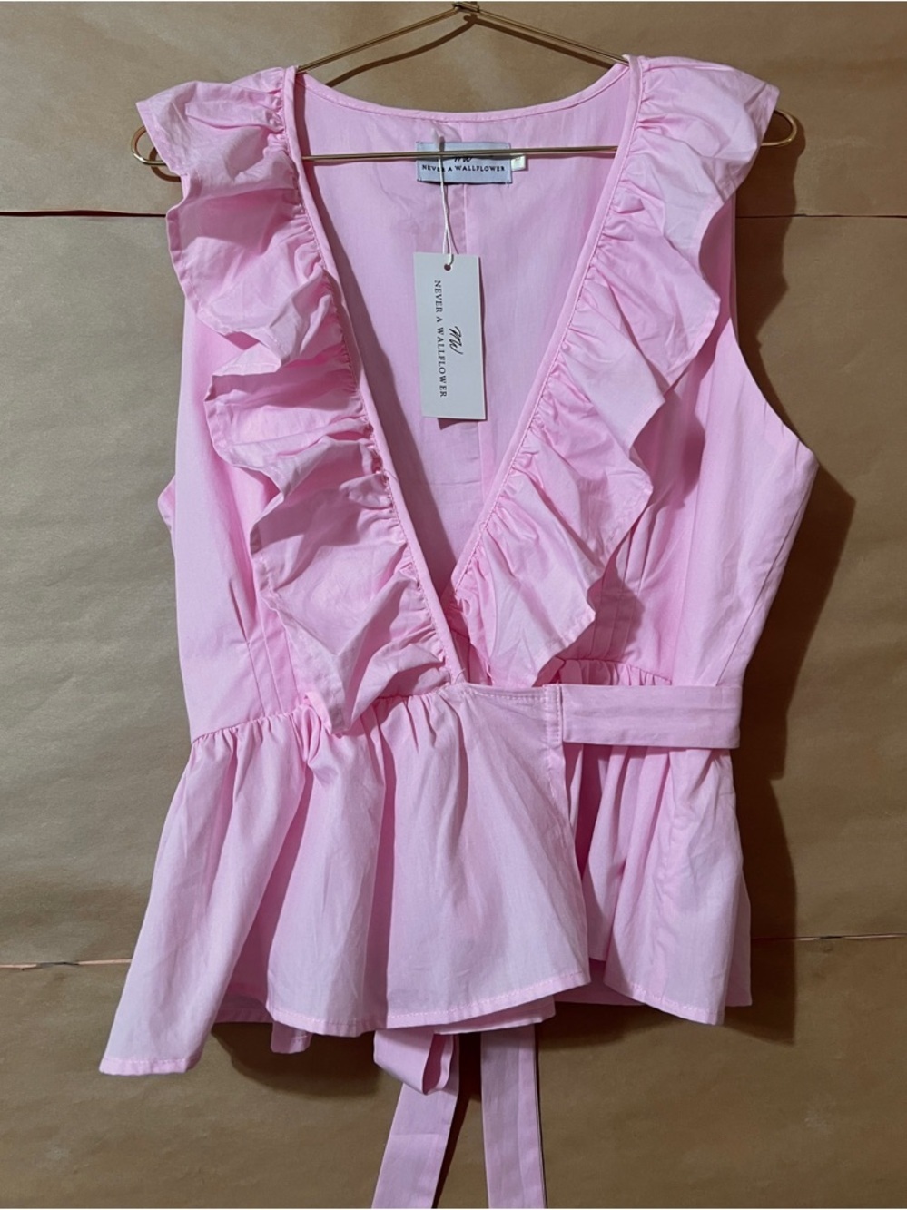 Never a Wallflower | NWT Ruffle Wrap Top V-Neck Peplum Cotton Peony Pink Size L